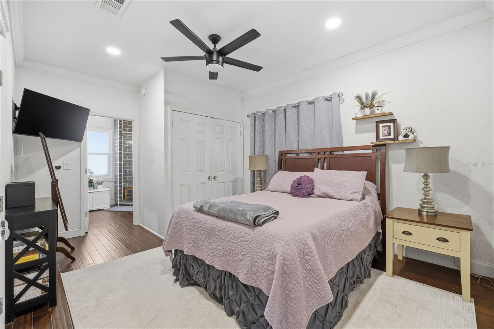HIGHLAND TERRACE - Residential
