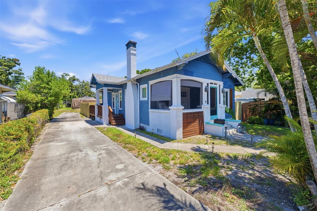 Photo of 2237 14th Avenue N, St Petersburg, FL 33713 (MLS # TB8510664)