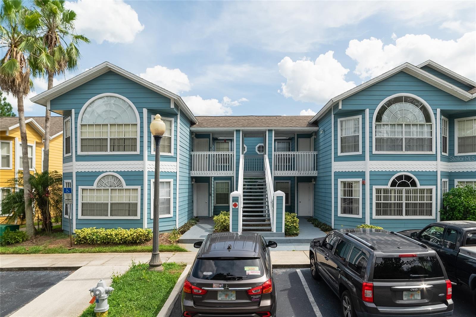 View KISSIMMEE, FL 34747 condo