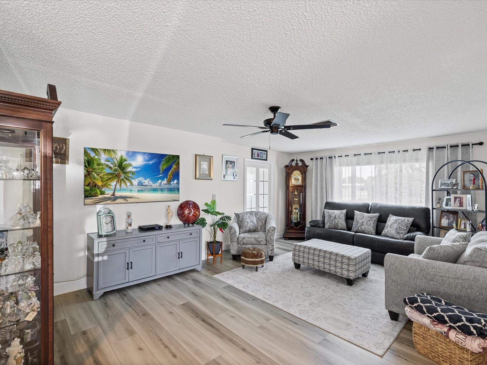 07 SPGS VILLAS CONDO - Residential