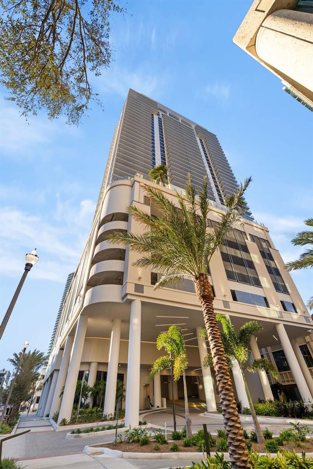 Photo of 275 1st Avenue S #1405, St Petersburg, FL 33701 (MLS # TB8498984)