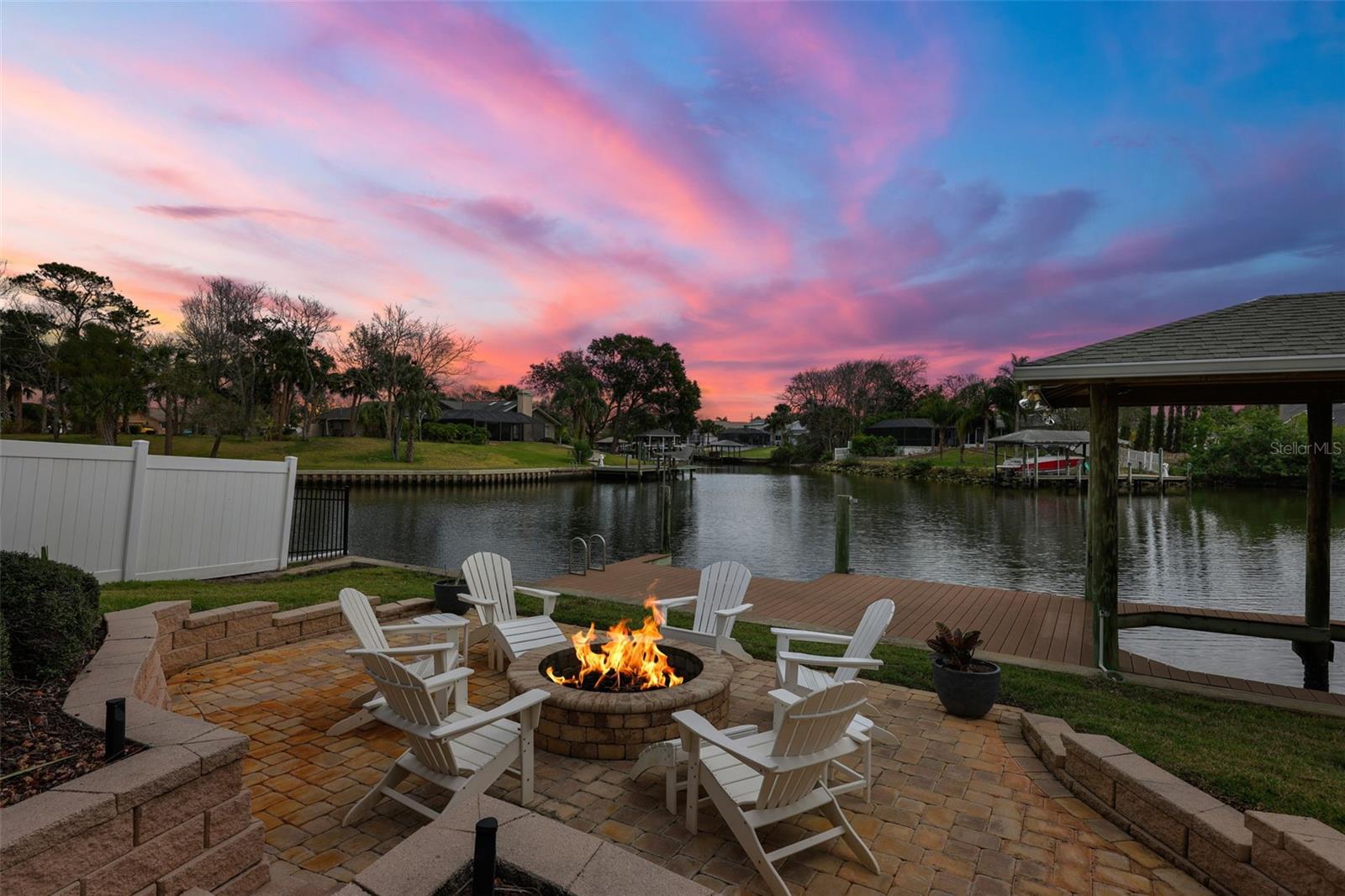 6 CAYUSE COURT