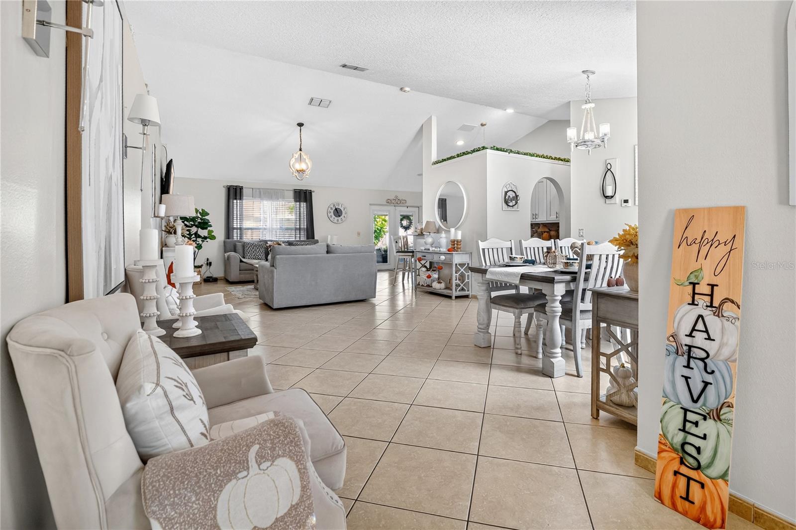 SHOAL CREEK - Residential