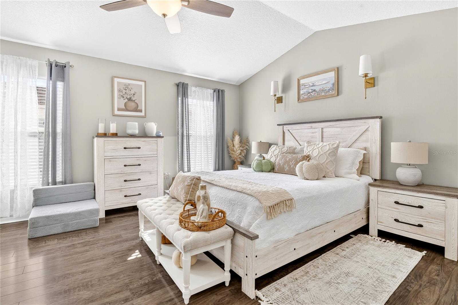 SHOAL CREEK - Residential