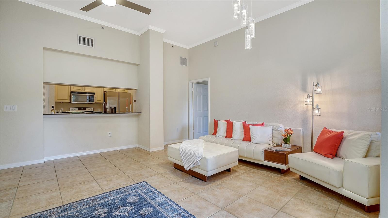 BROADWAY PROMENADE - Residential