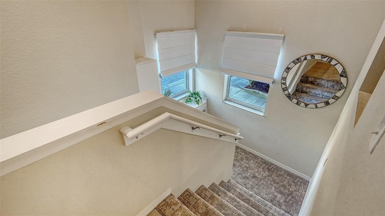 BROADWAY PROMENADE - Residential