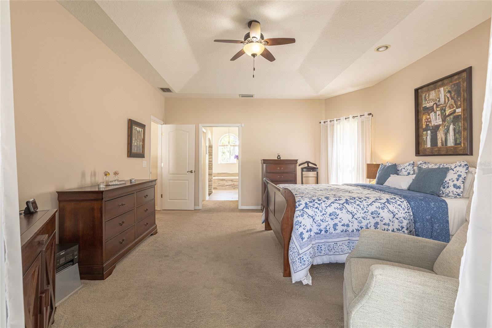 PINE LAKES - Residential