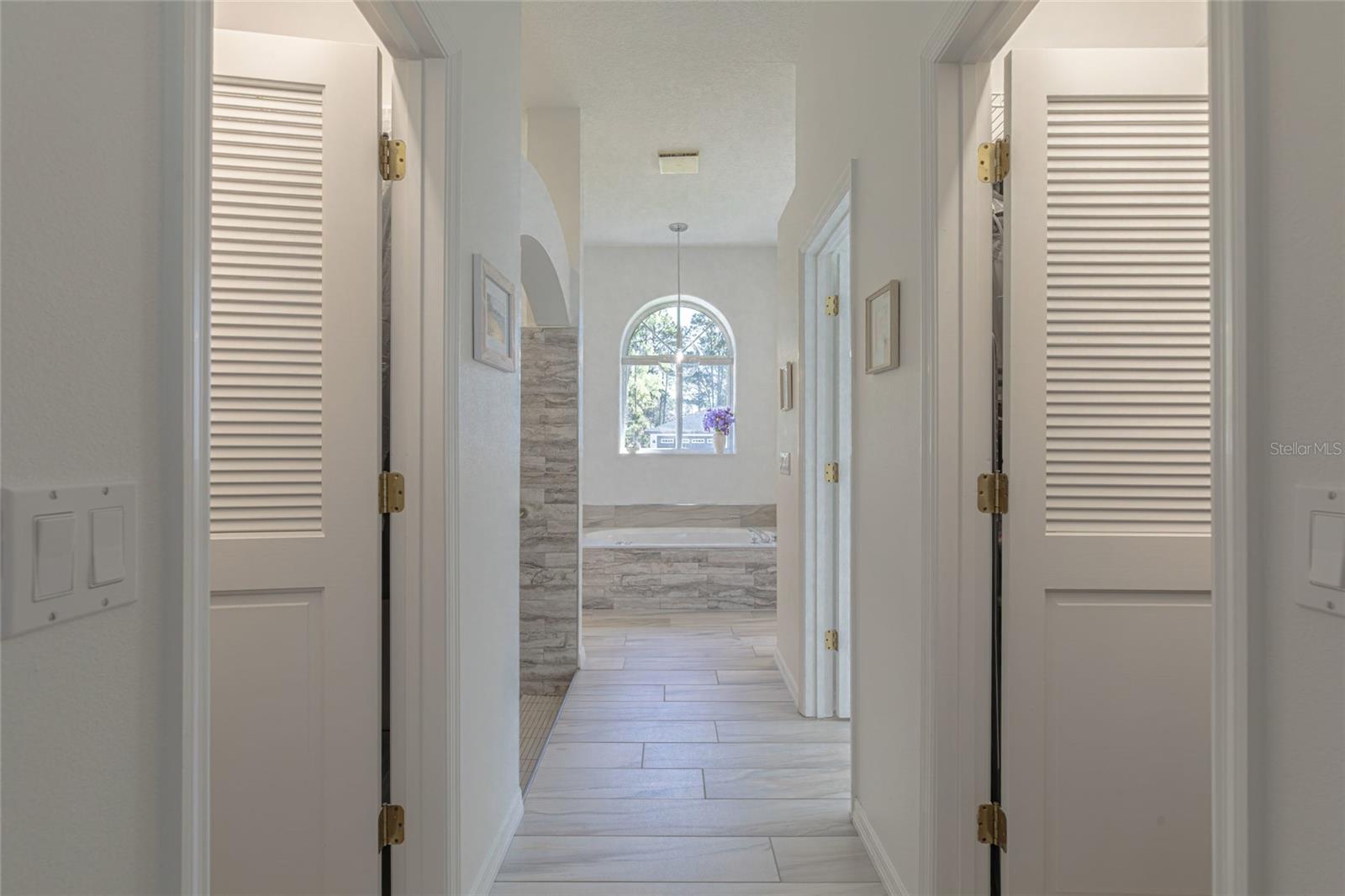 PINE LAKES - Residential