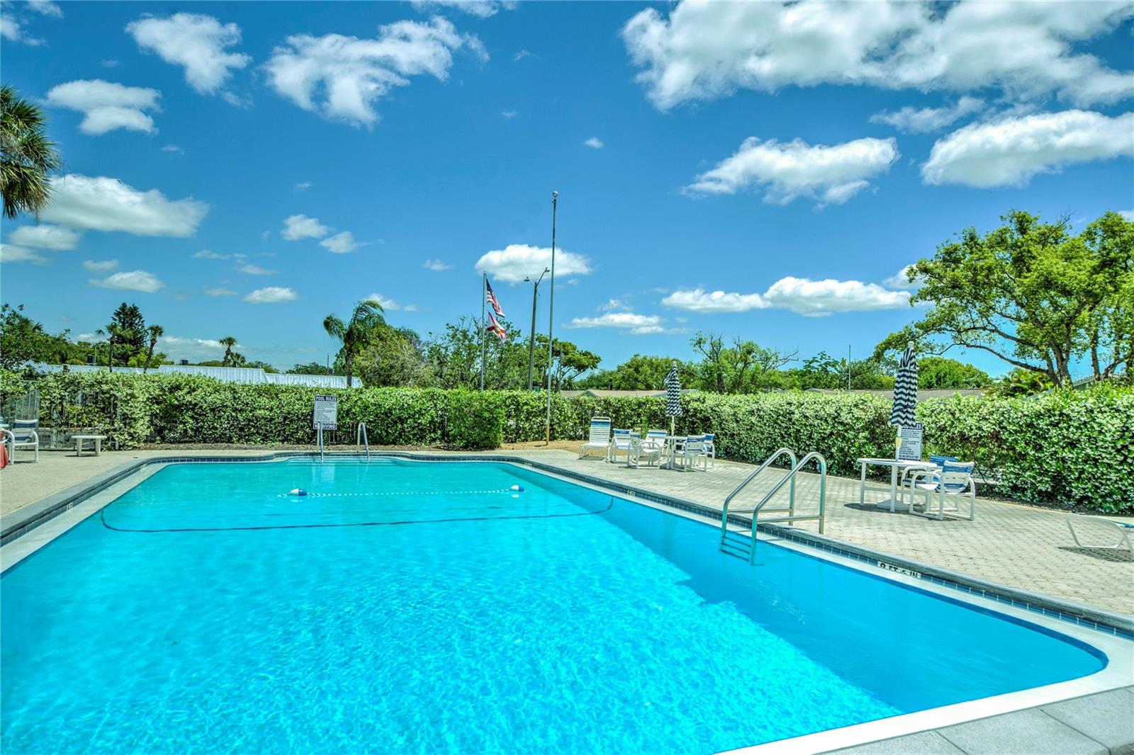 GARDENS BEACON SQUARE - Residential