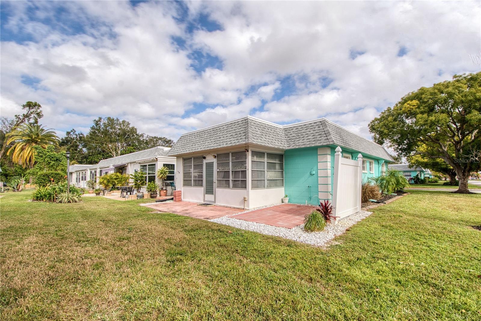 GARDENS BEACON SQUARE - Residential