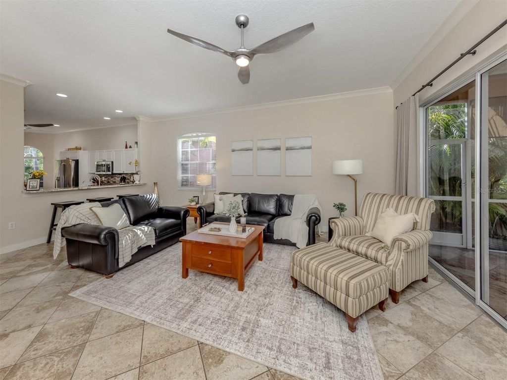Venice Island Homes & Condos for Sale 34 Photo of 107 Corte Del Rosa, Venice, FL 34285 (MLS # N6140997)