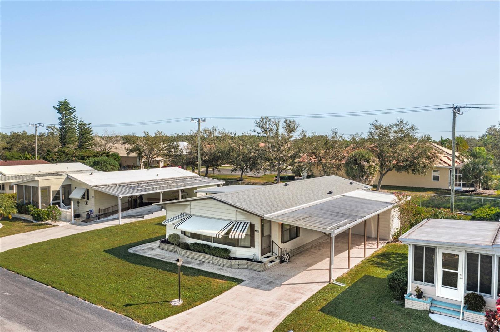 LA CASA MHP CO-OP - Residential