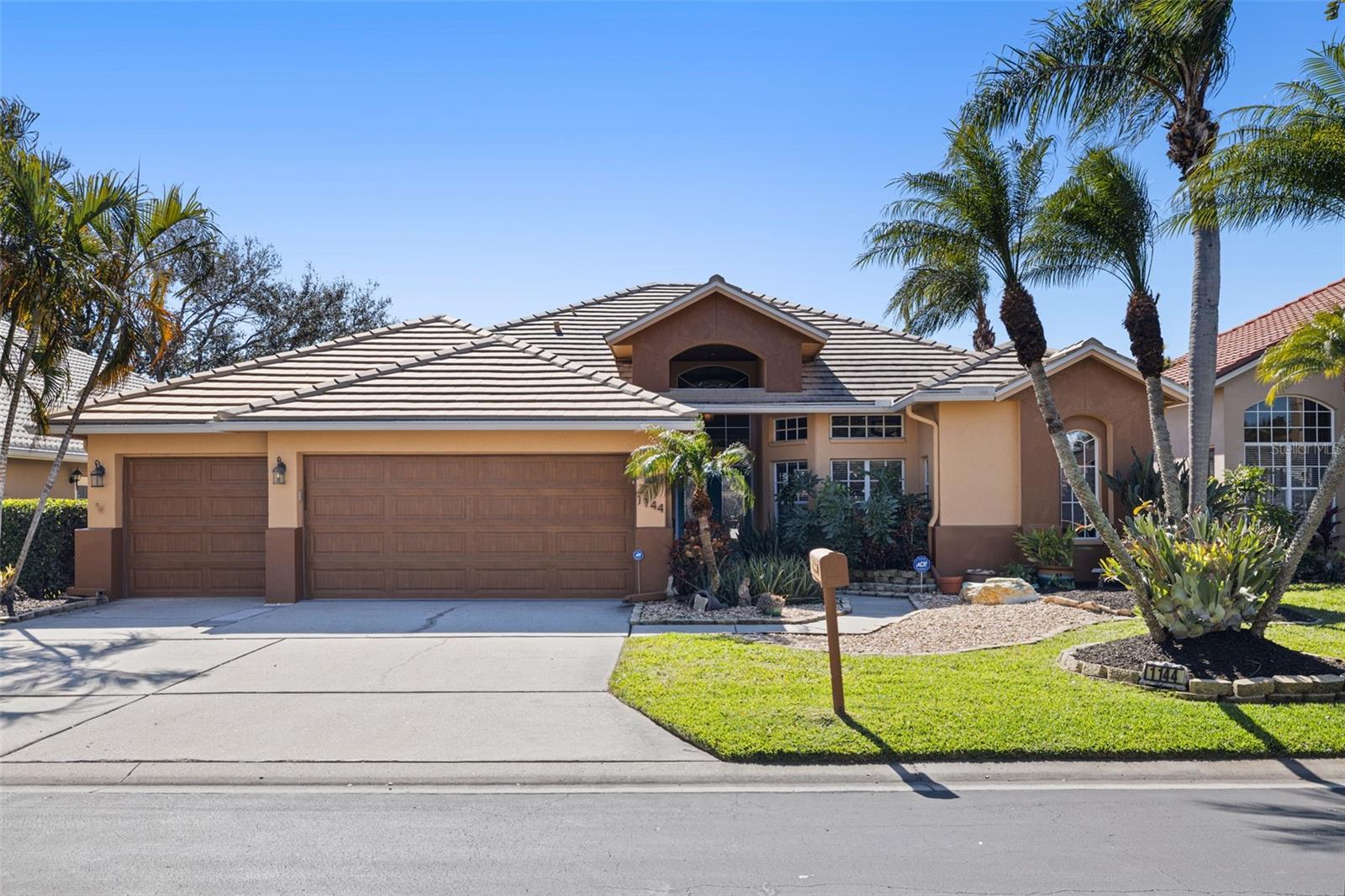 PLACIDO BAYOU - Residential