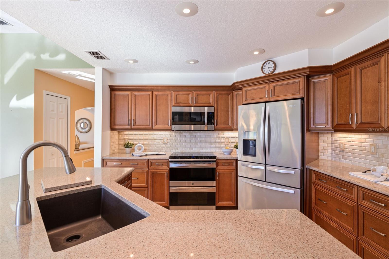 PLACIDO BAYOU - Residential