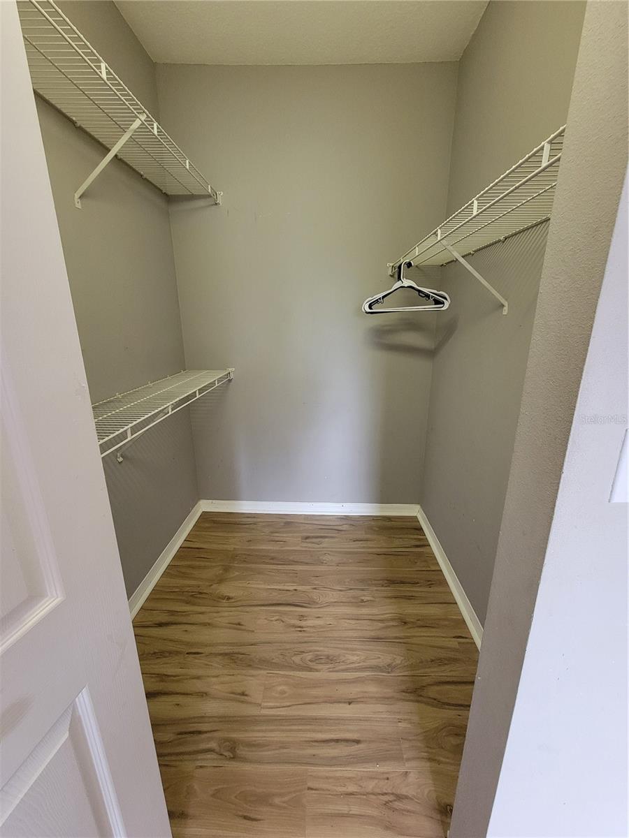 THE PINNACLE AT CARROLLWOOD A - Residential Lease