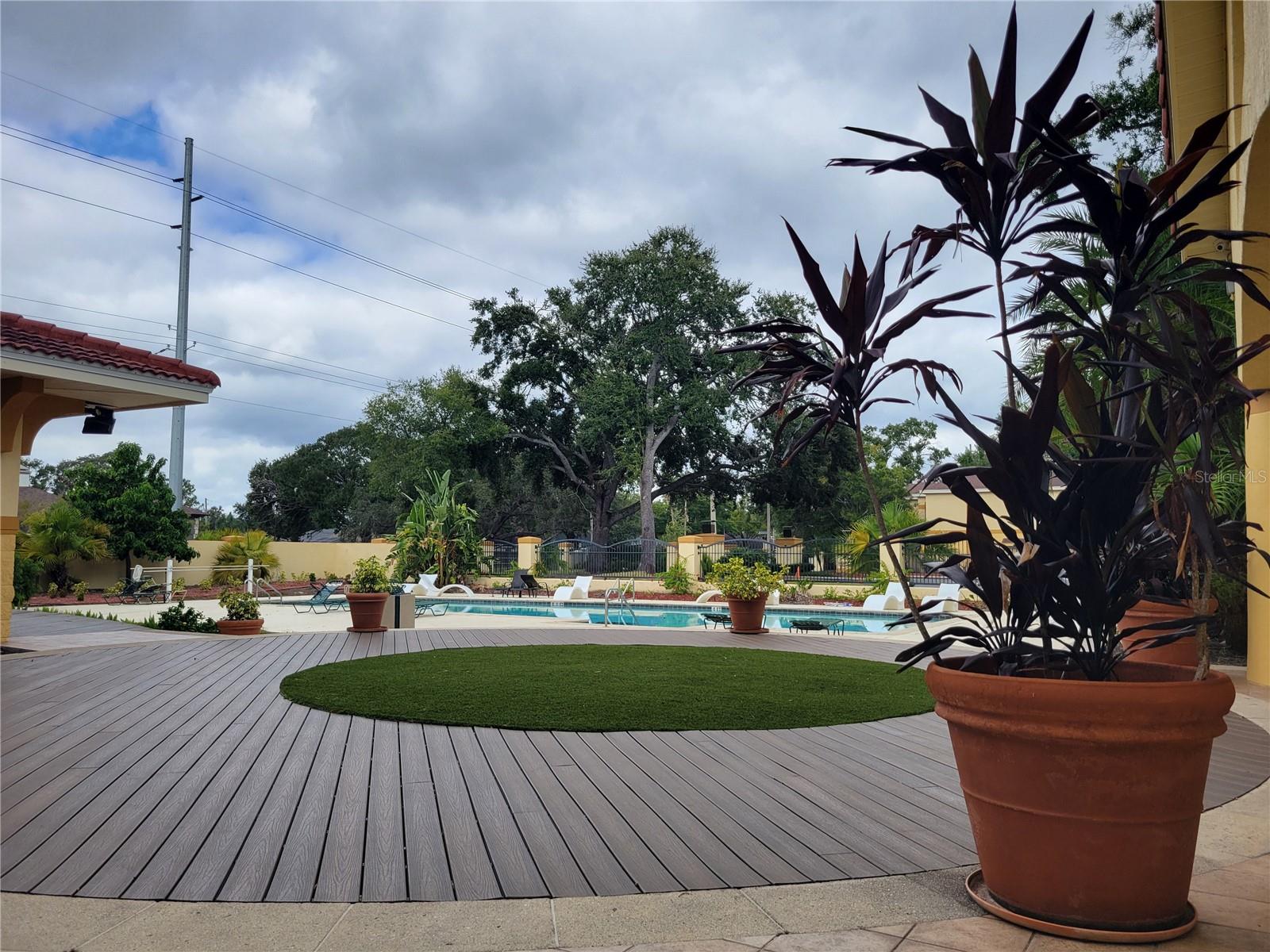 THE PINNACLE AT CARROLLWOOD A - Residential Lease