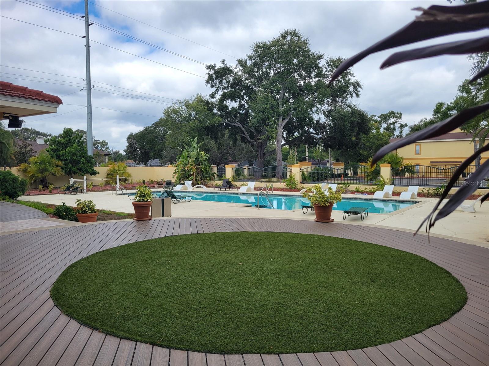 THE PINNACLE AT CARROLLWOOD A - Residential Lease