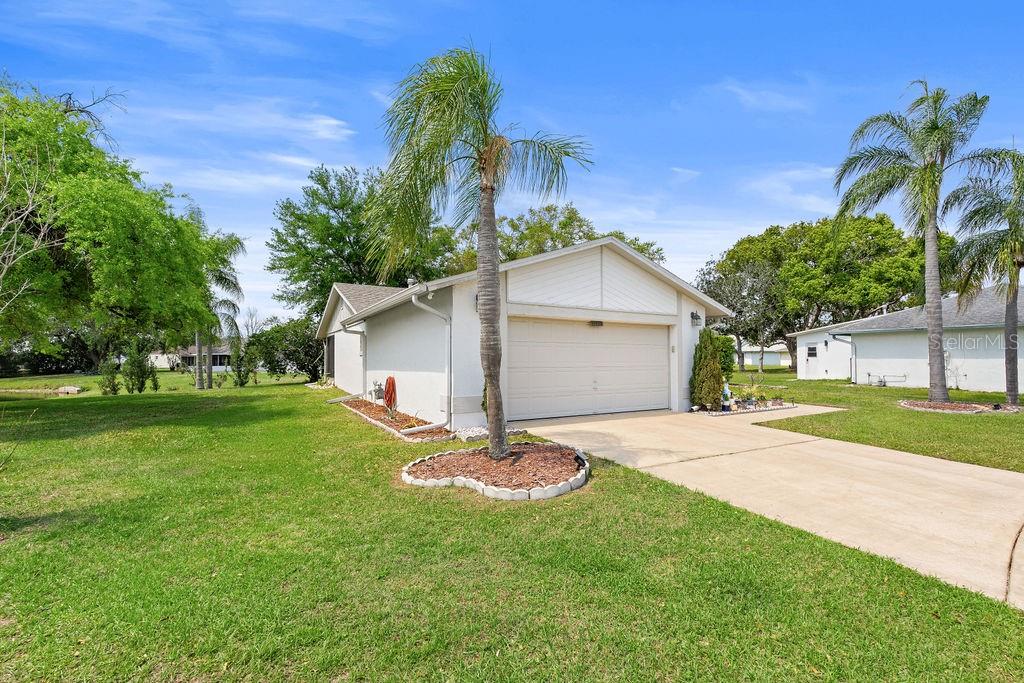 SOMERSET VILLAGE - Residential