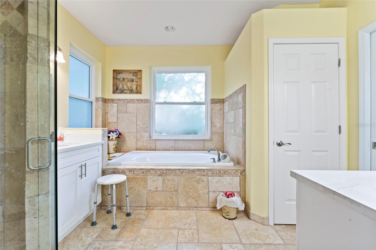 CARROLLWOOD CROSSING - Residential