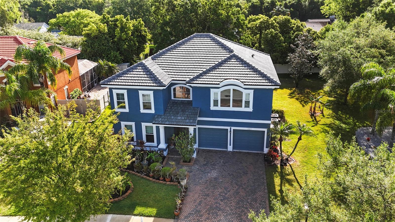 CARROLLWOOD CROSSING - Residential