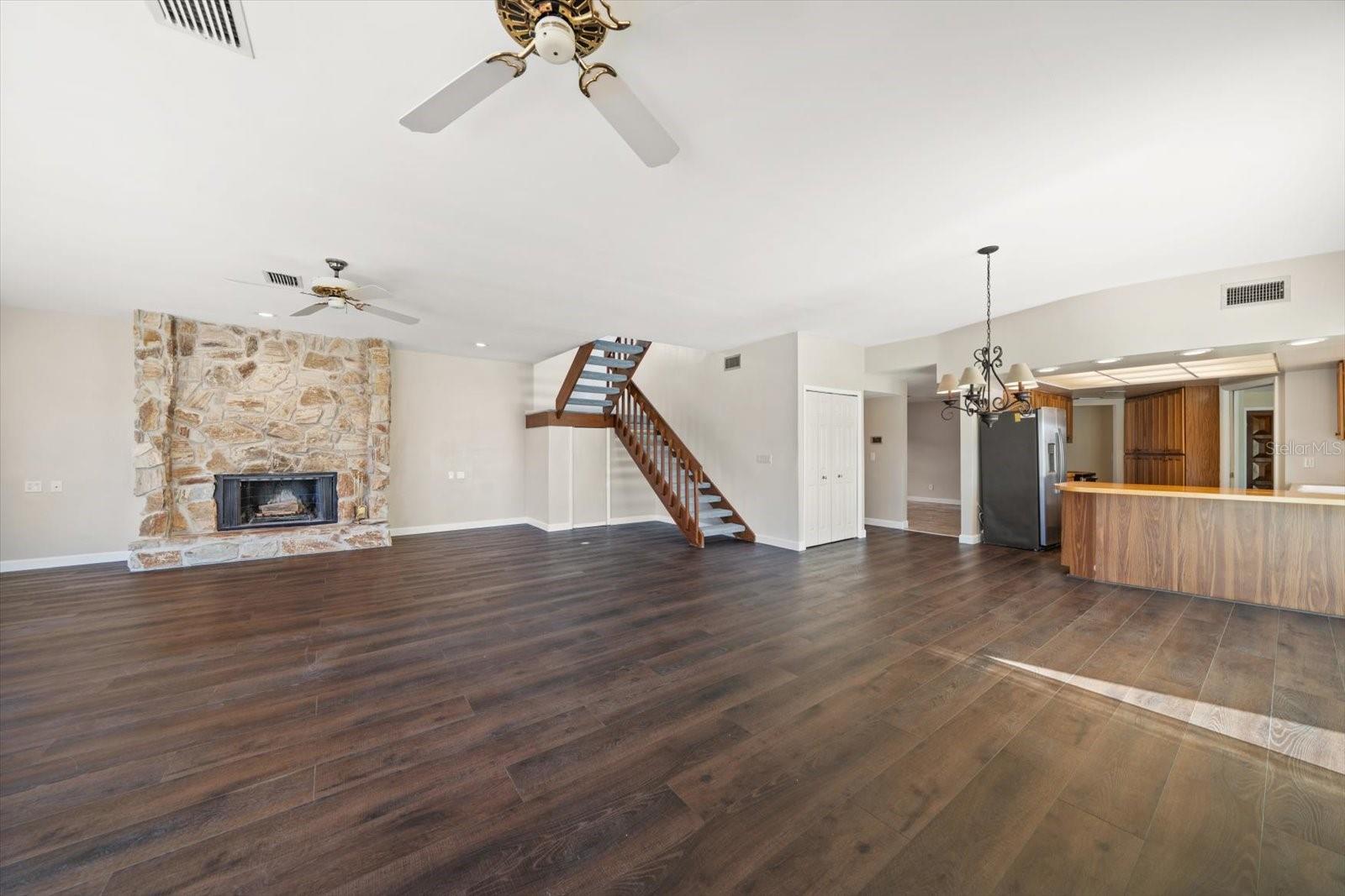 ISLAND ESTATE OF CLEARWATER UNITS 6D 7A 7C - Residential