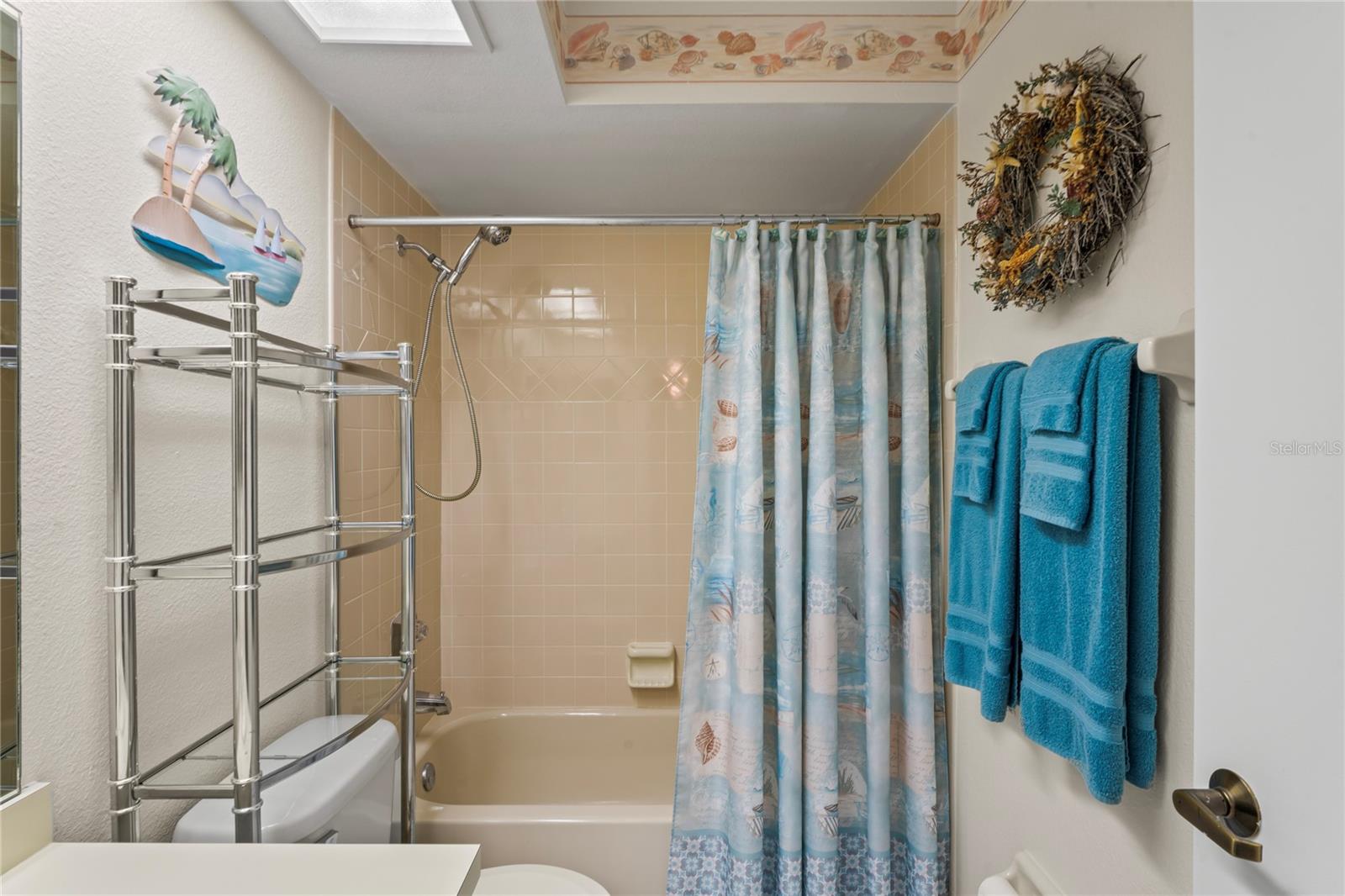 WOODS AT ANDERSON PARK - Residential