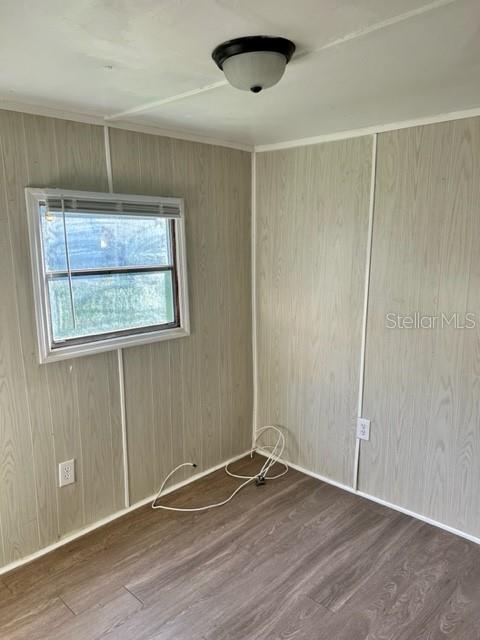 EDGEWOOD PARK - Residential