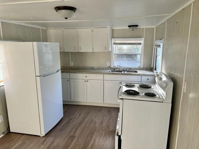 EDGEWOOD PARK - Residential