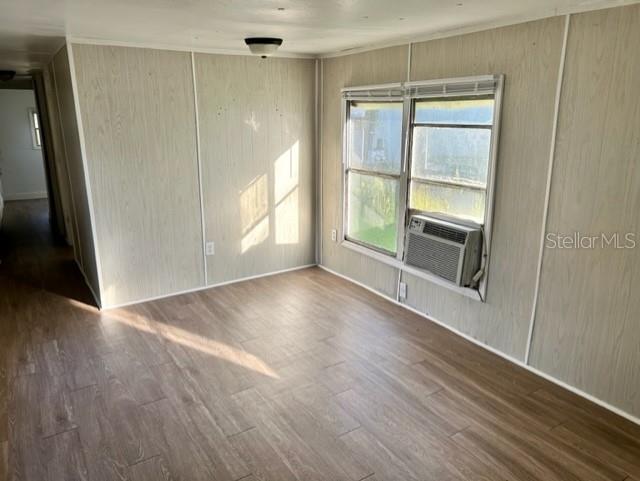 EDGEWOOD PARK - Residential