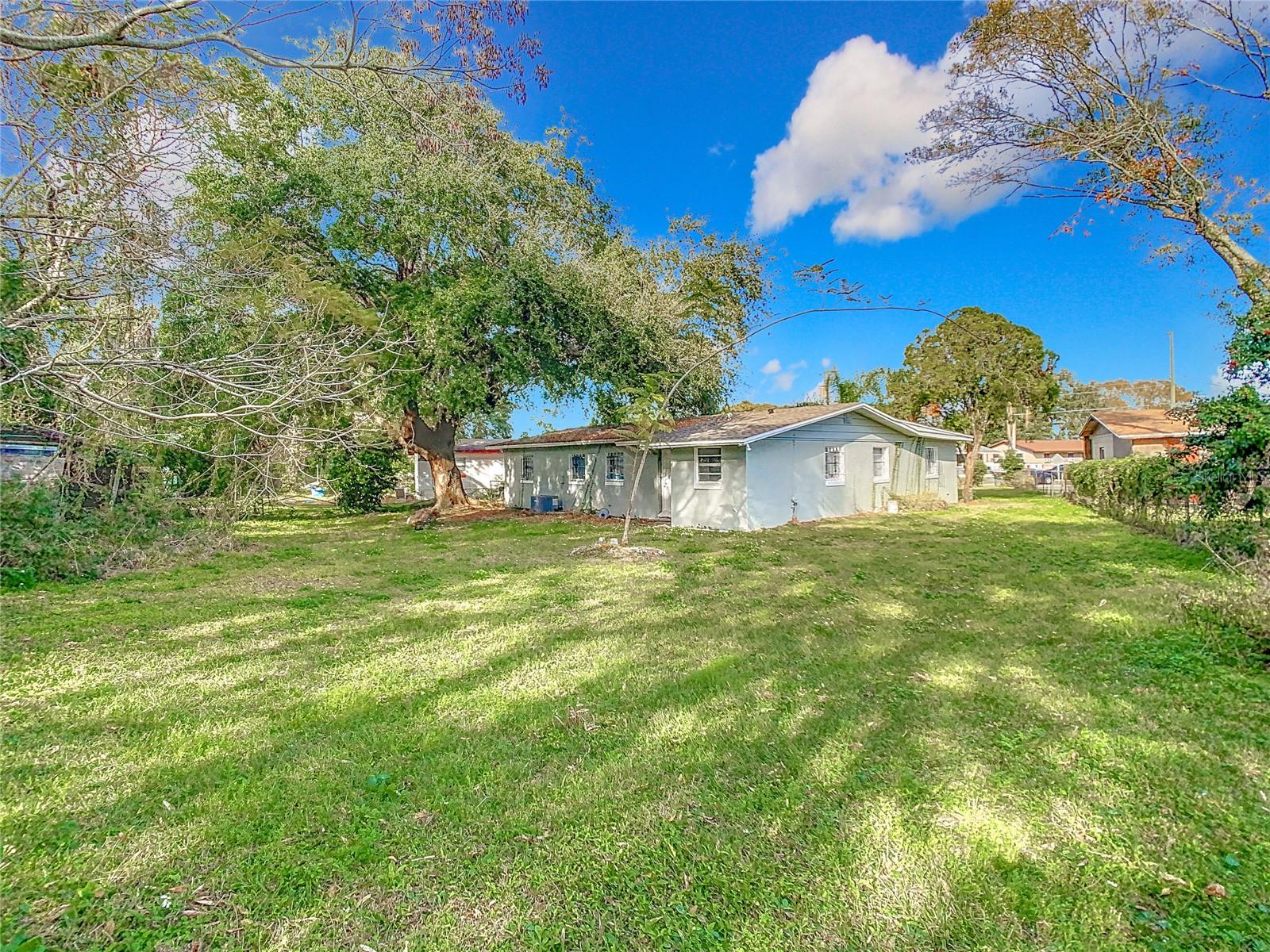 444 SUNNYVIEW CIRCLE