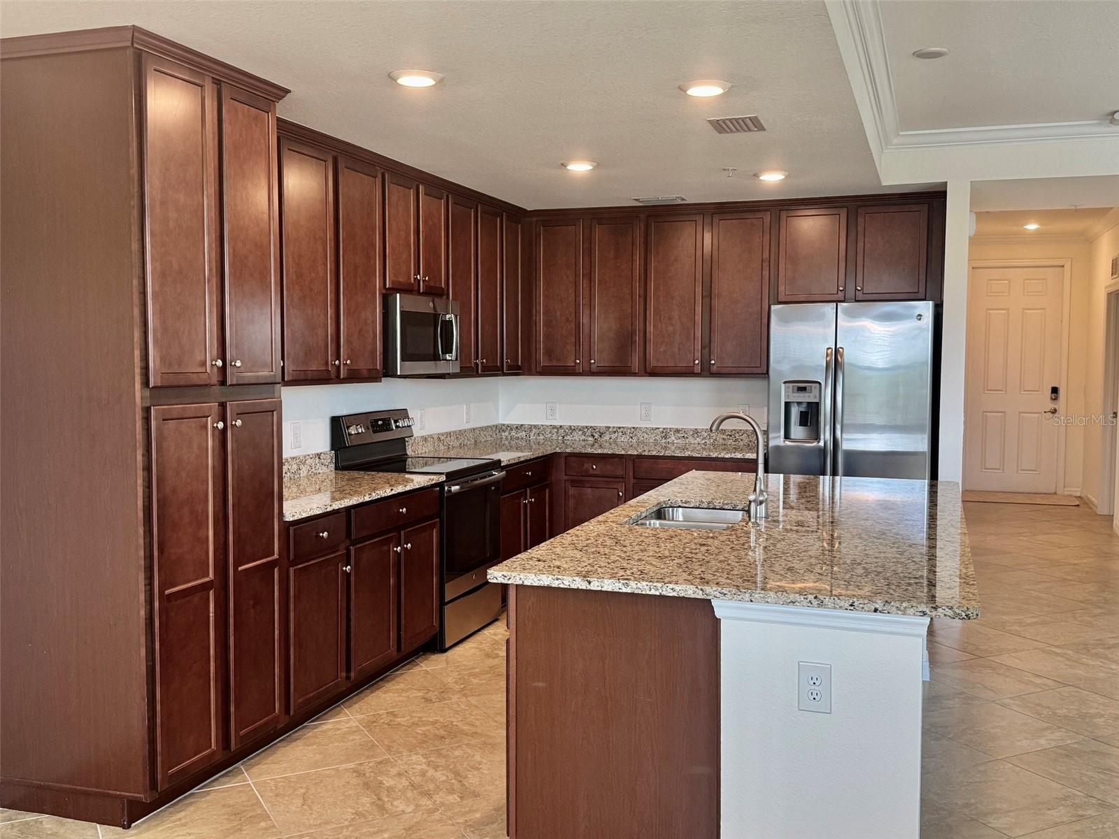 17118 VARDON TERRACE 303