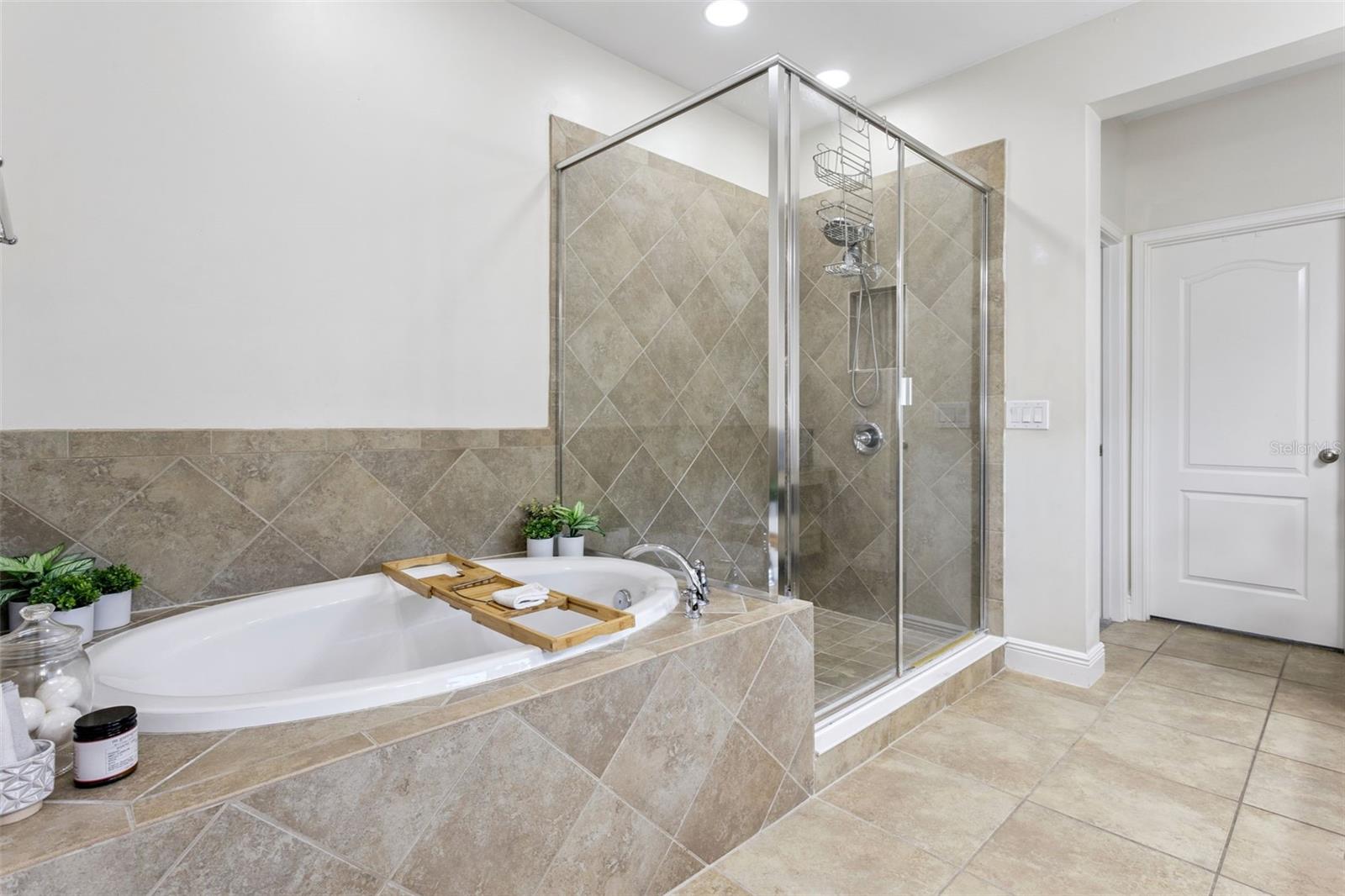 ASHLIN PARK PH 1 - Residential