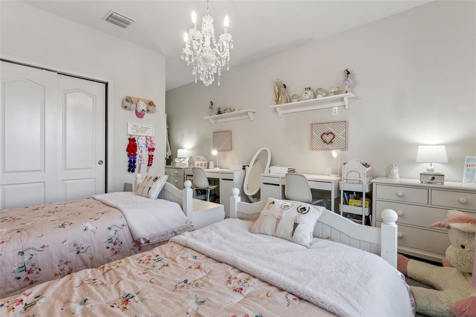 ASHLIN PARK PH 1 - Residential