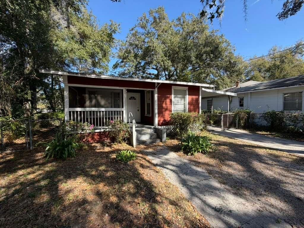 Photo of 3404 E 33rd Avenue, Tampa, FL 33610 (MLS # L4958834)