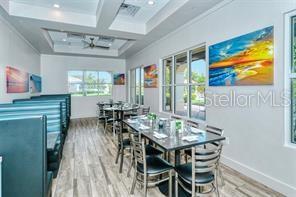 VILLAGEWALK - Residential