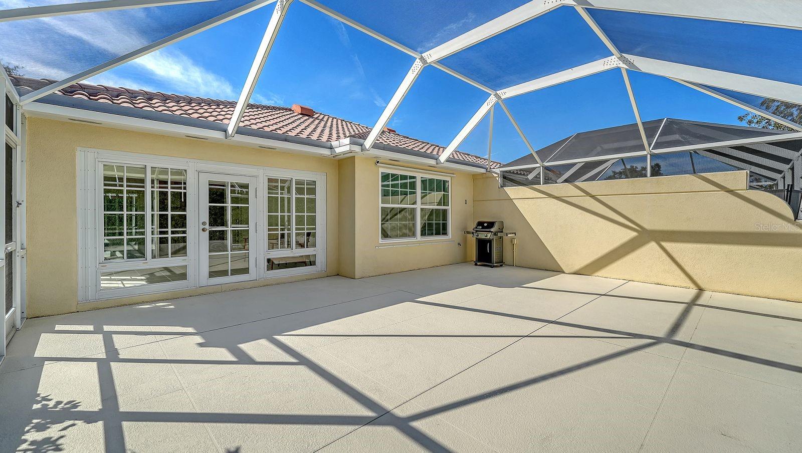 VILLAGEWALK - Residential