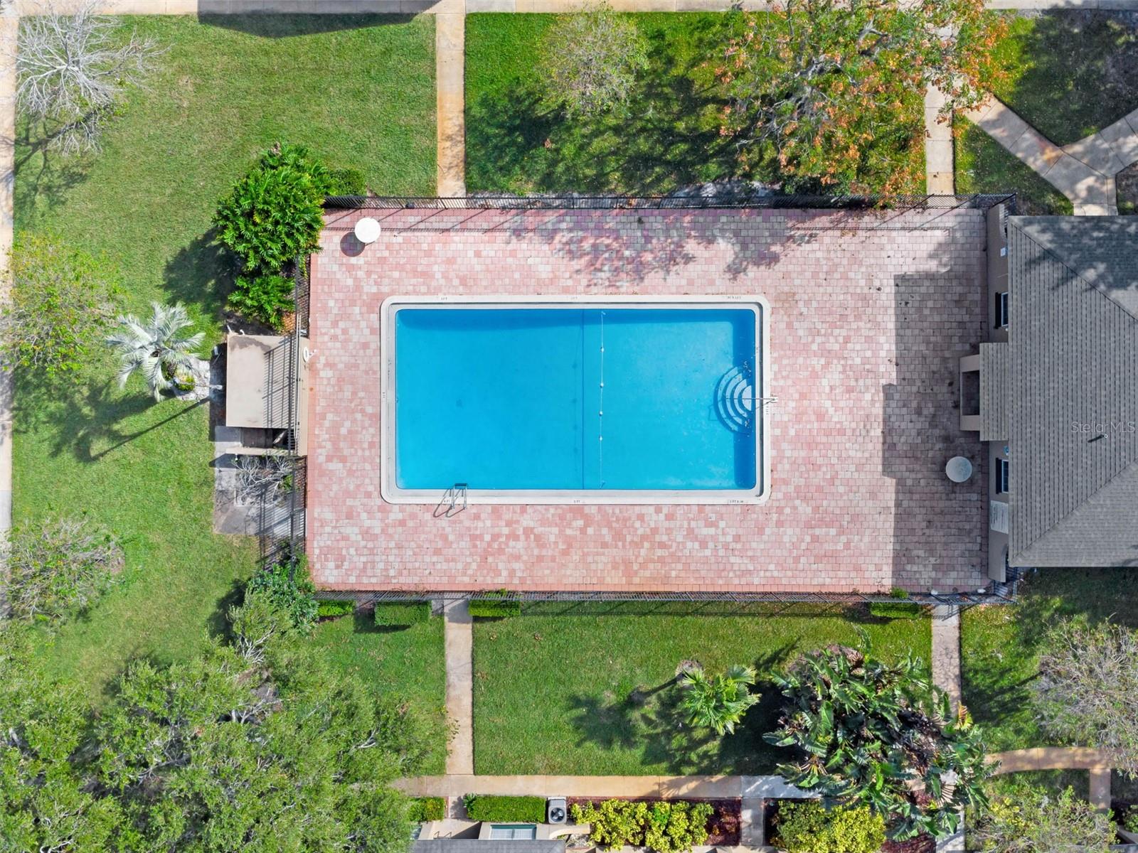 SUMMIT VILLAGE UNIT 3 A CONDO - Residential