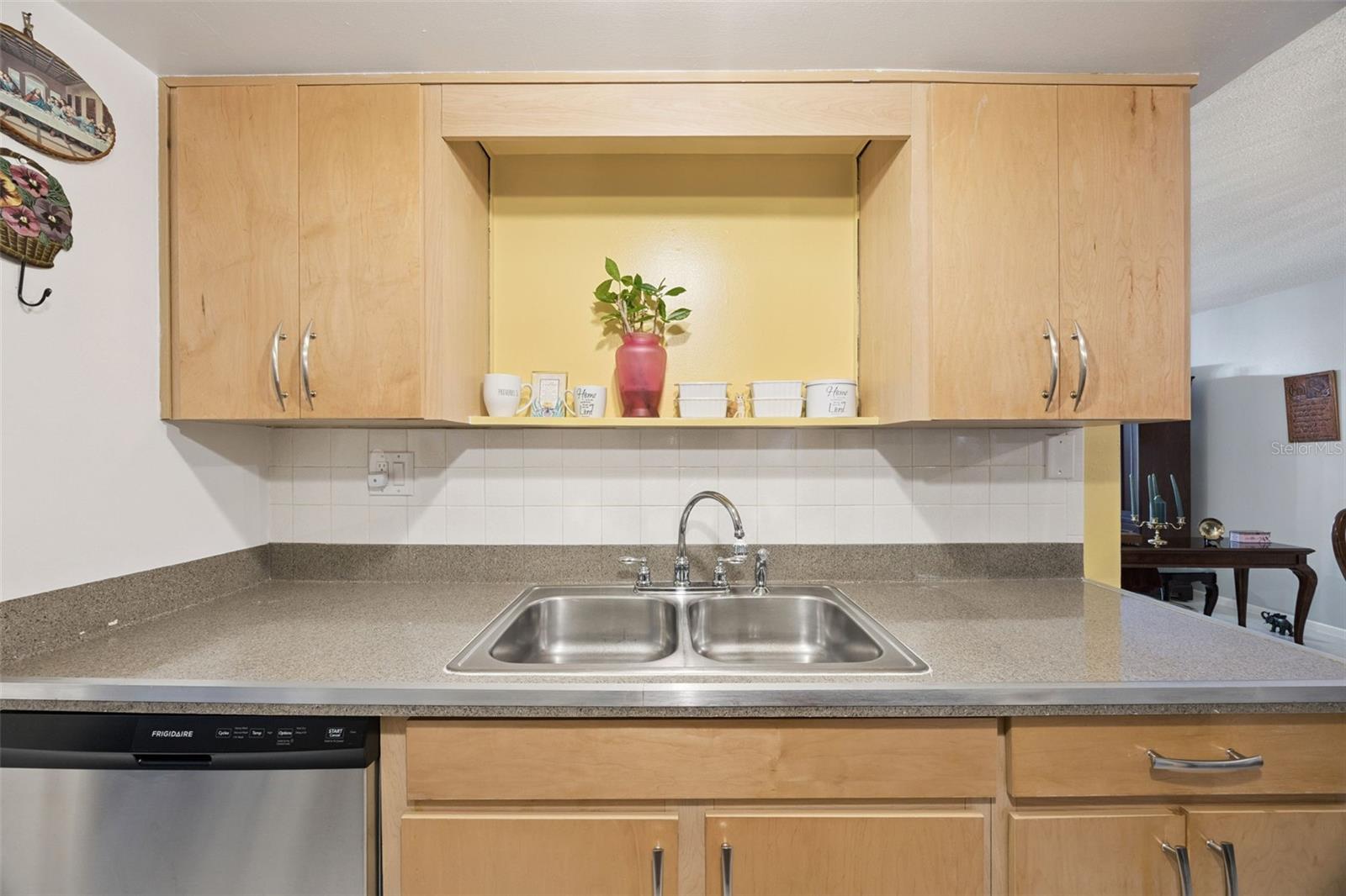 SUMMIT VILLAGE UNIT 3 A CONDO - Residential