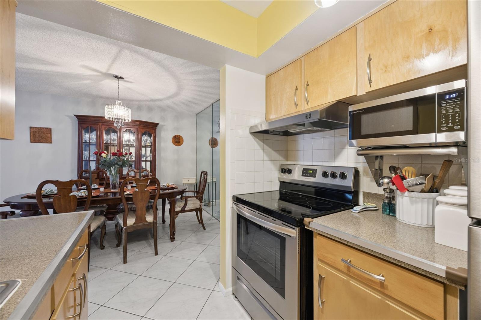 SUMMIT VILLAGE UNIT 3 A CONDO - Residential