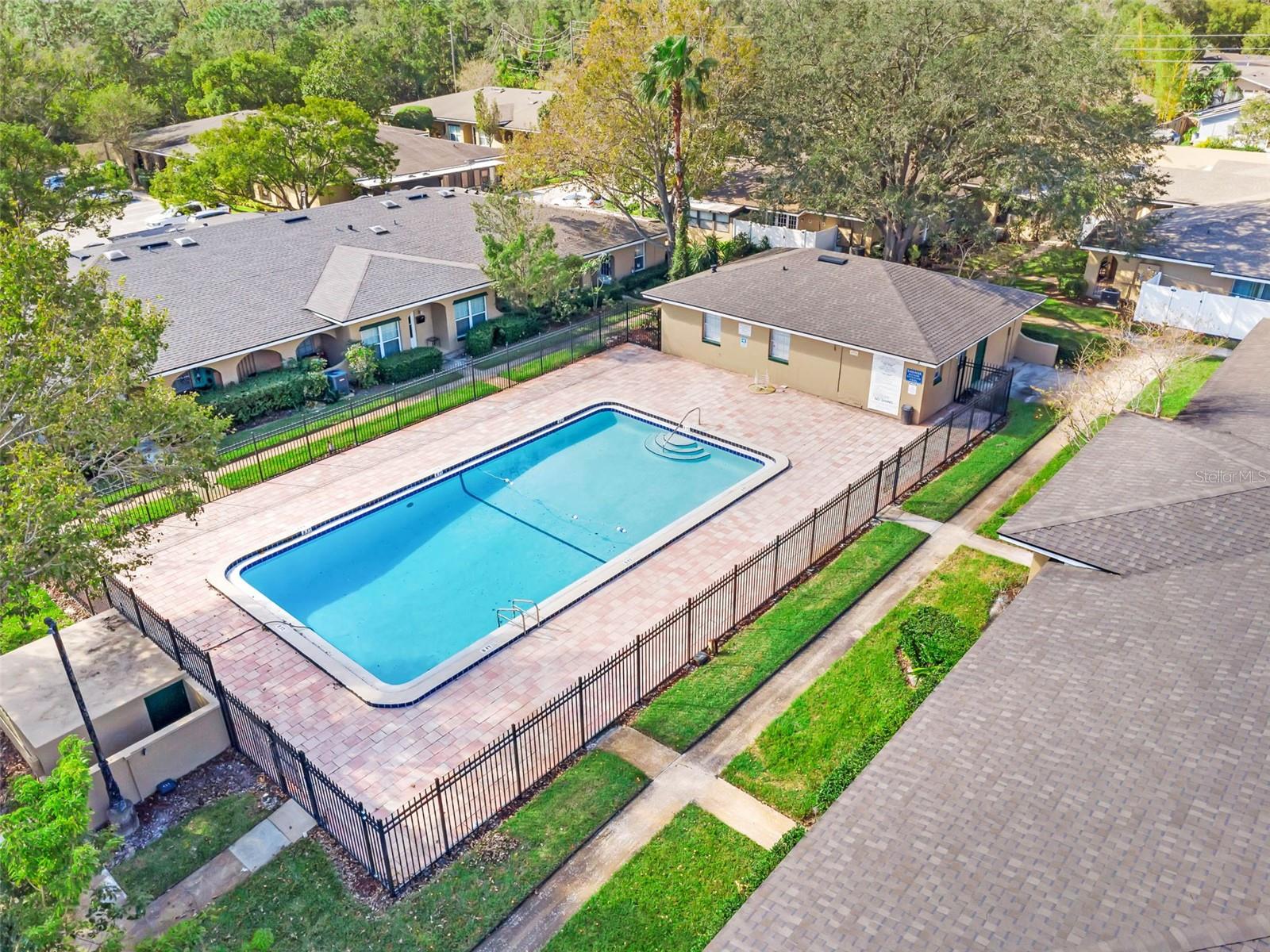 SUMMIT VILLAGE UNIT 3 A CONDO - Residential