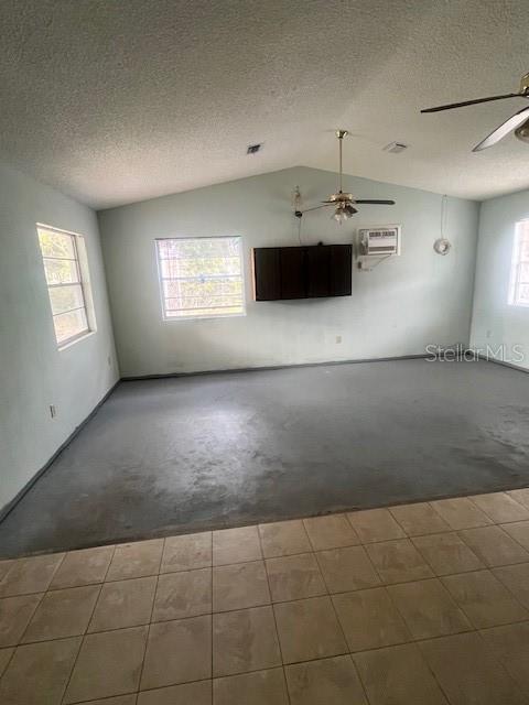 MOUNT DORA SUN COUNTRY SUB - Residential