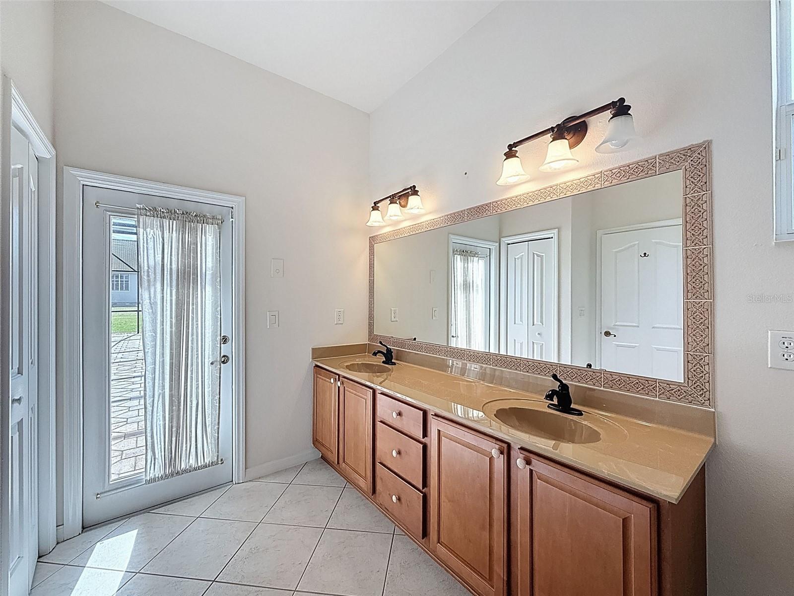 CLEARVIEW ESTATES SECOND ADD - Residential