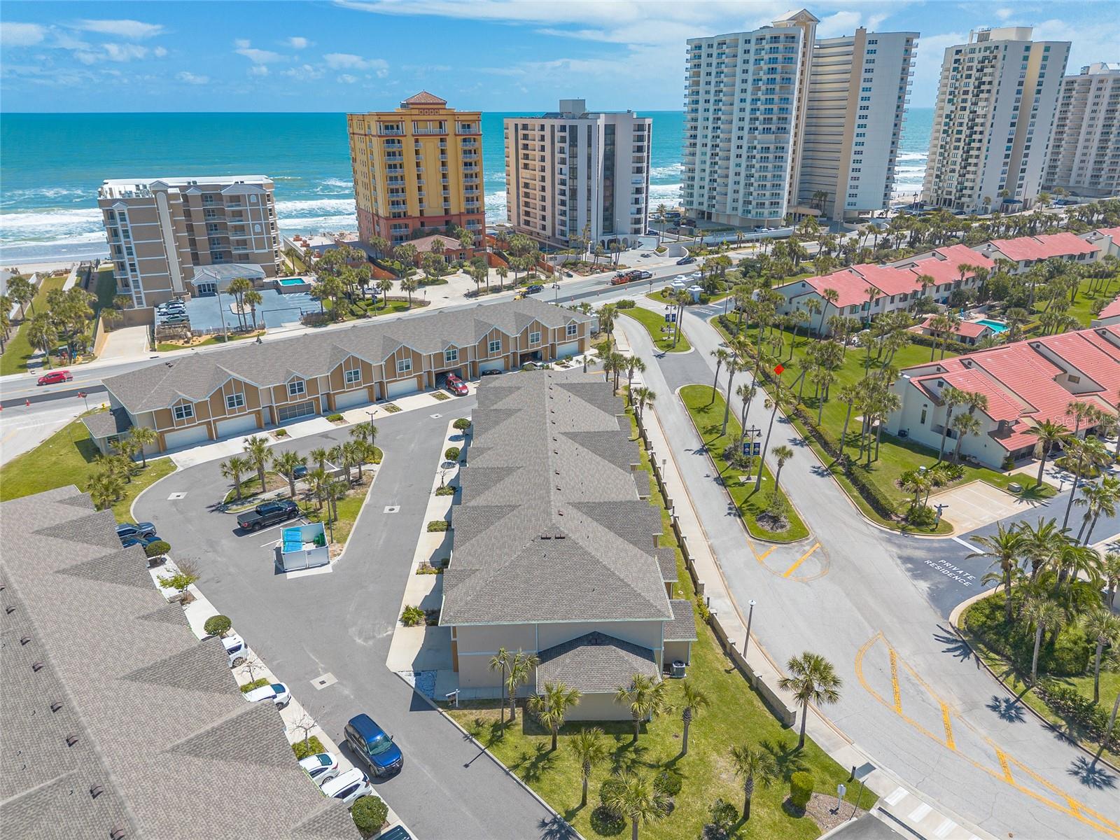 OCEANS 25 - Residential