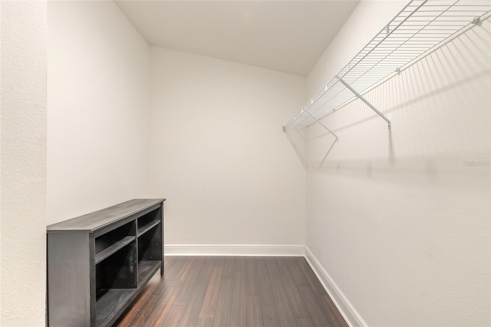 OCEANS 25 - Residential