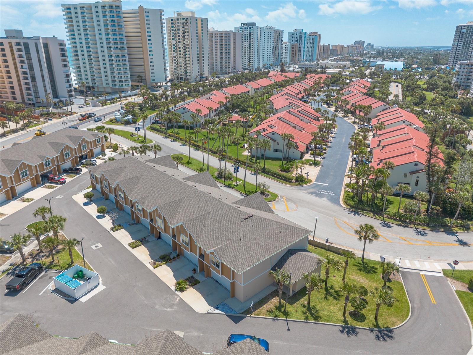 OCEANS 25 - Residential