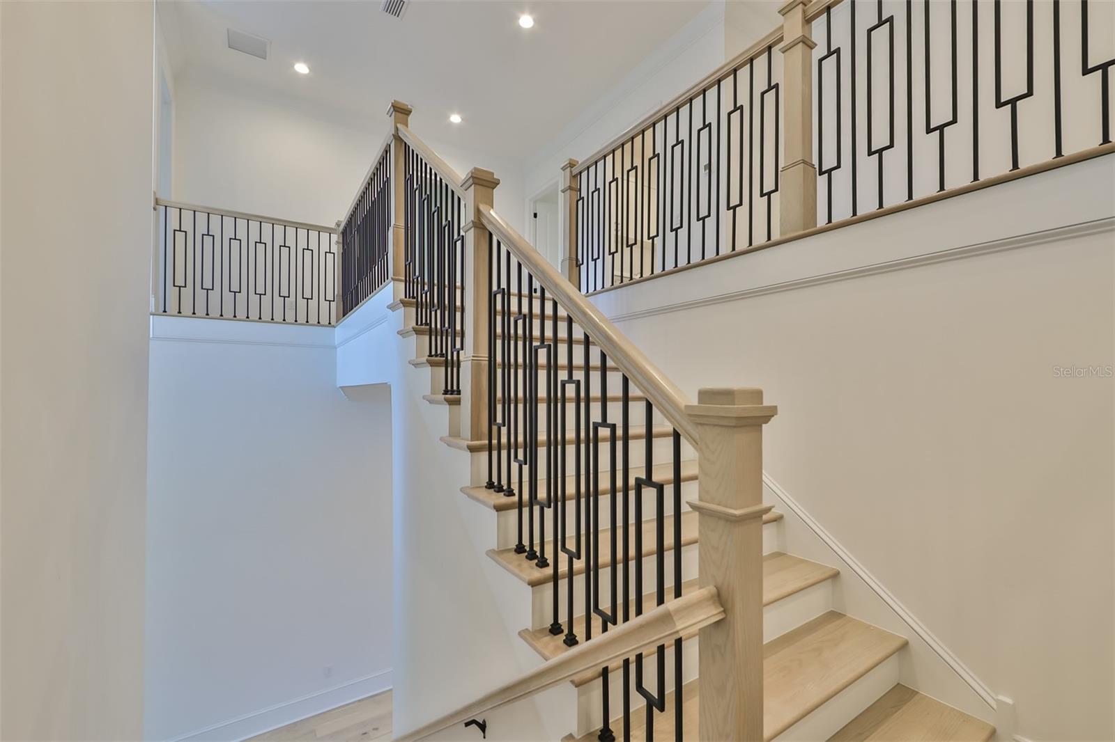 SUNSET PARK - Residential