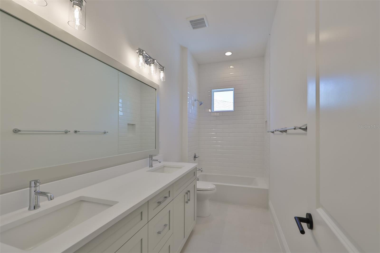 SUNSET PARK - Residential