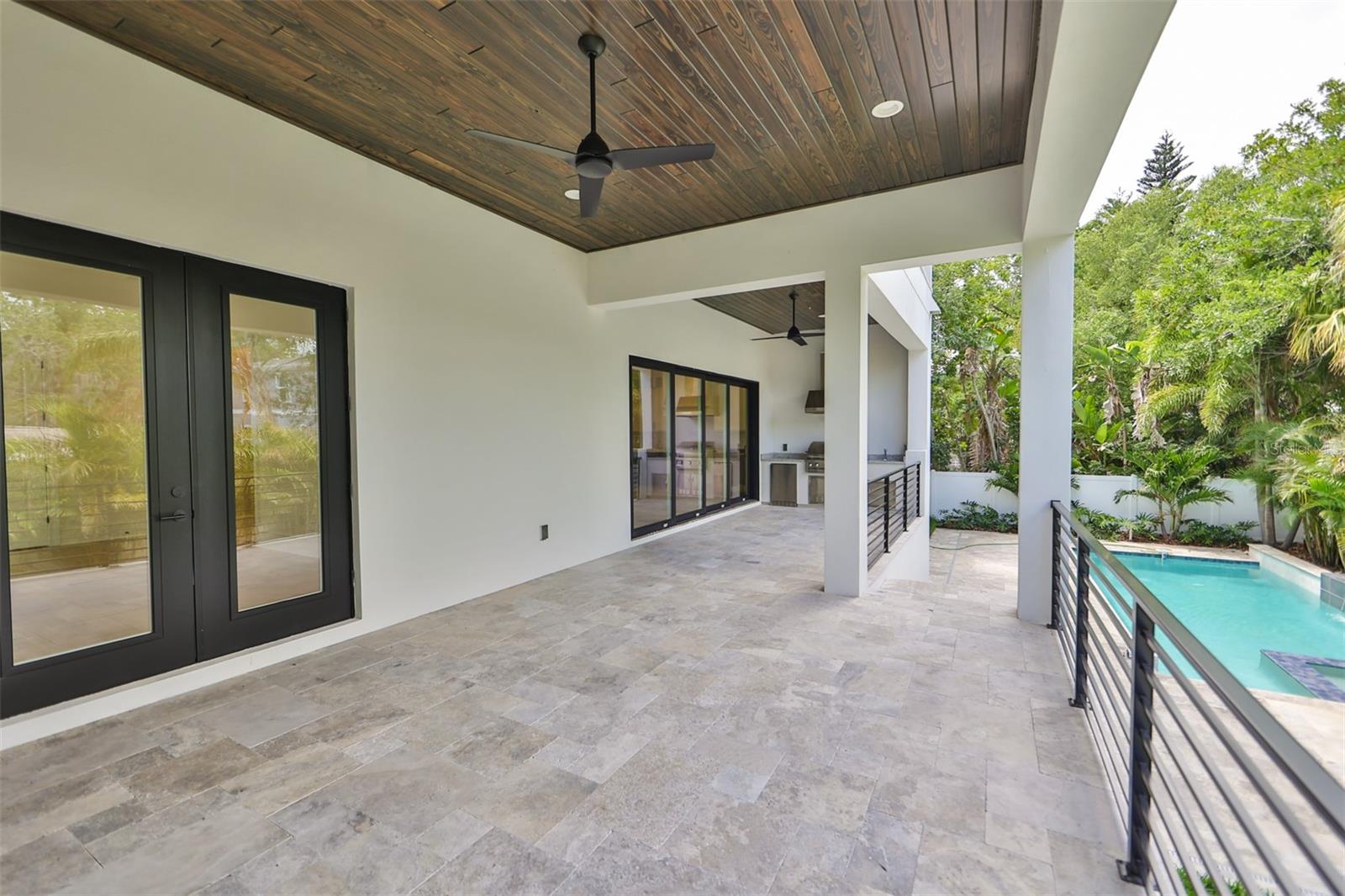 SUNSET PARK - Residential