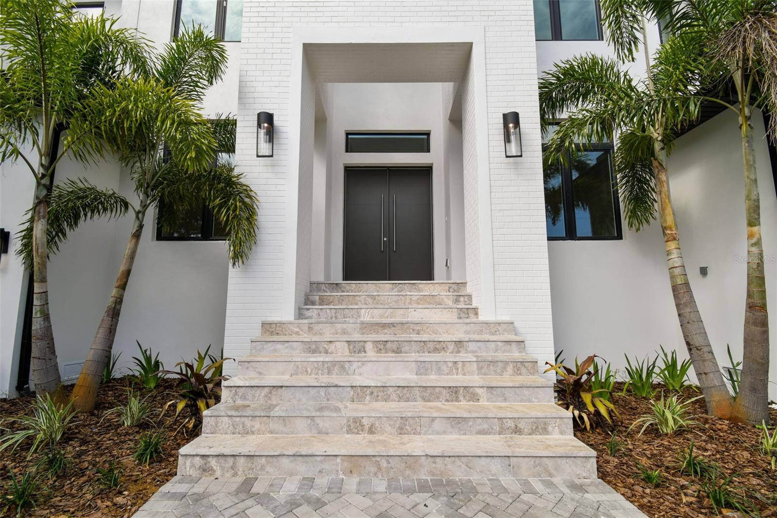 SUNSET PARK - Residential