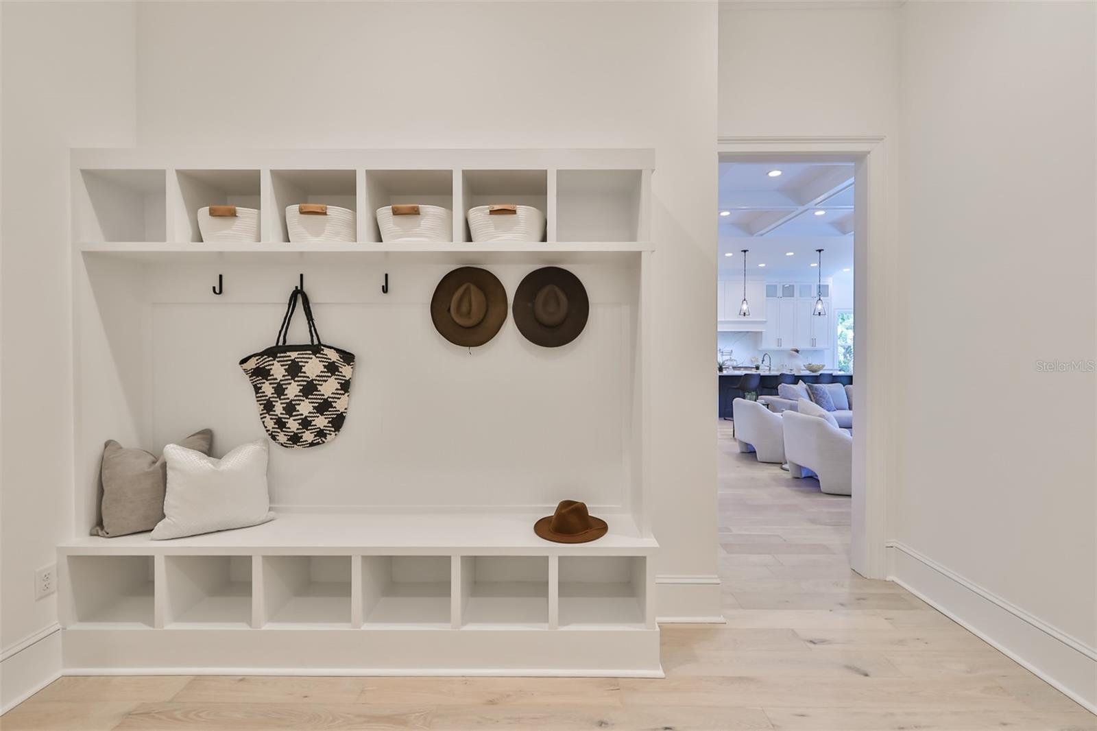 SUNSET PARK - Residential